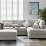 كنب زاوية أفلكن, بتصميم مودرن أنيق على شكل L، مصنوع من خشب السويدي المتين,