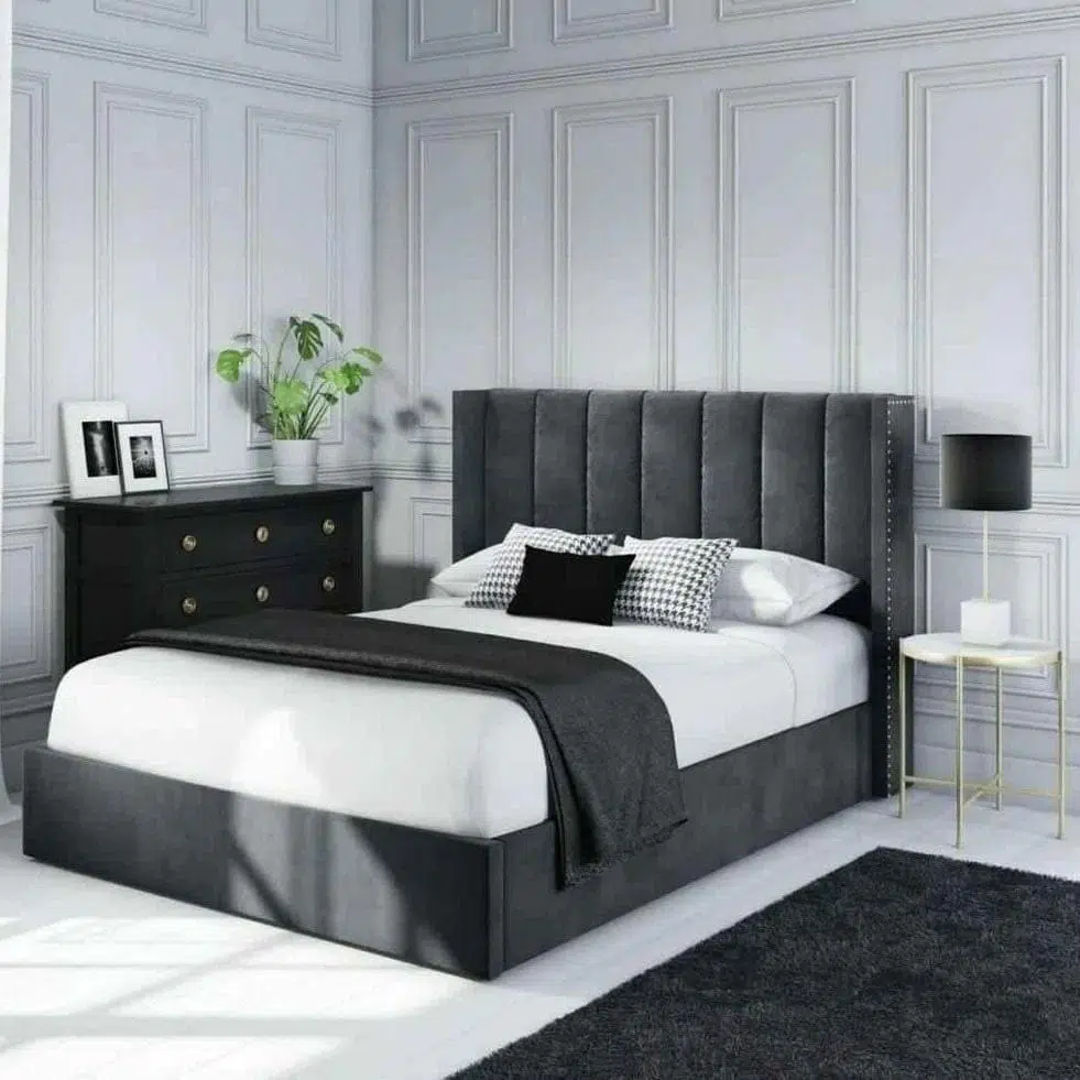 سرير بتصميم فريد سرير بتصميم فريد, يجمع بين الأناقة والراحة، مصنوع من مواد عالية الجودة, ليمنحك تجربة نوم مريحة وداعم