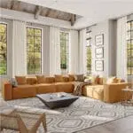 كنب عائلي بألوان متعددة, تصميم عصري, راحة مثالية, لمسة فاخرة.