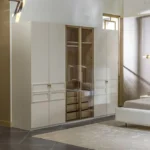 دولاب أبواب زجاجية