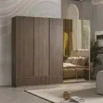 دولاب ملابس سعة كبيرة